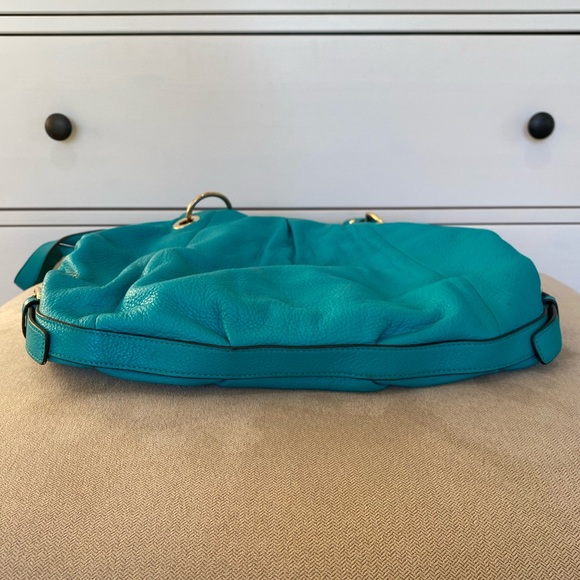 ♥️Preloved♥️ Vince Camuto Turquoise Cris-SA Group Satchel - Picture 7 of 16